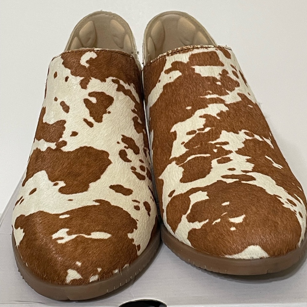 Hush Puppies Sienna Bootie/Shootie Brown Cow White Print Fur/leather Comfy 6.5 - Picture 5 of 14